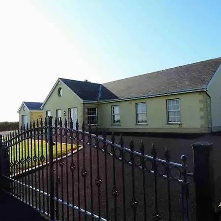 Vakantiehuis An Chuileann Beachside House Milltown Malbay