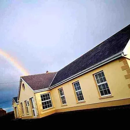 An Chuileann Beachside House *